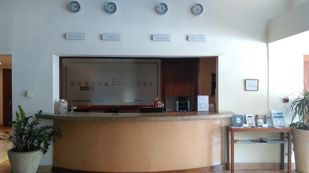 Europa Plaza Hotel ニコシア エクステリア 写真