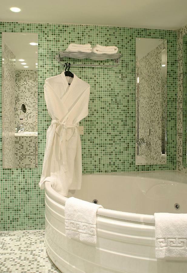 Europa Plaza Hotel ニコシア エクステリア 写真