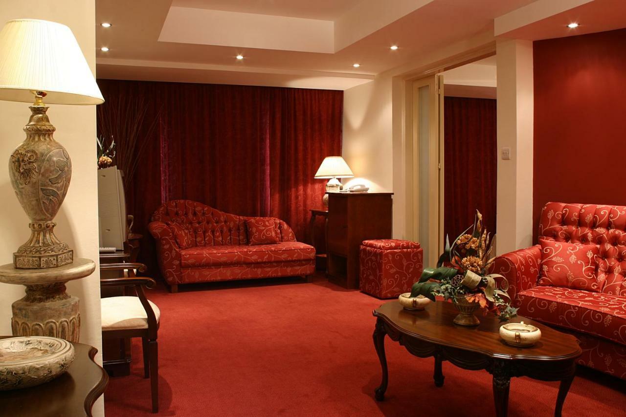 Europa Plaza Hotel ニコシア エクステリア 写真