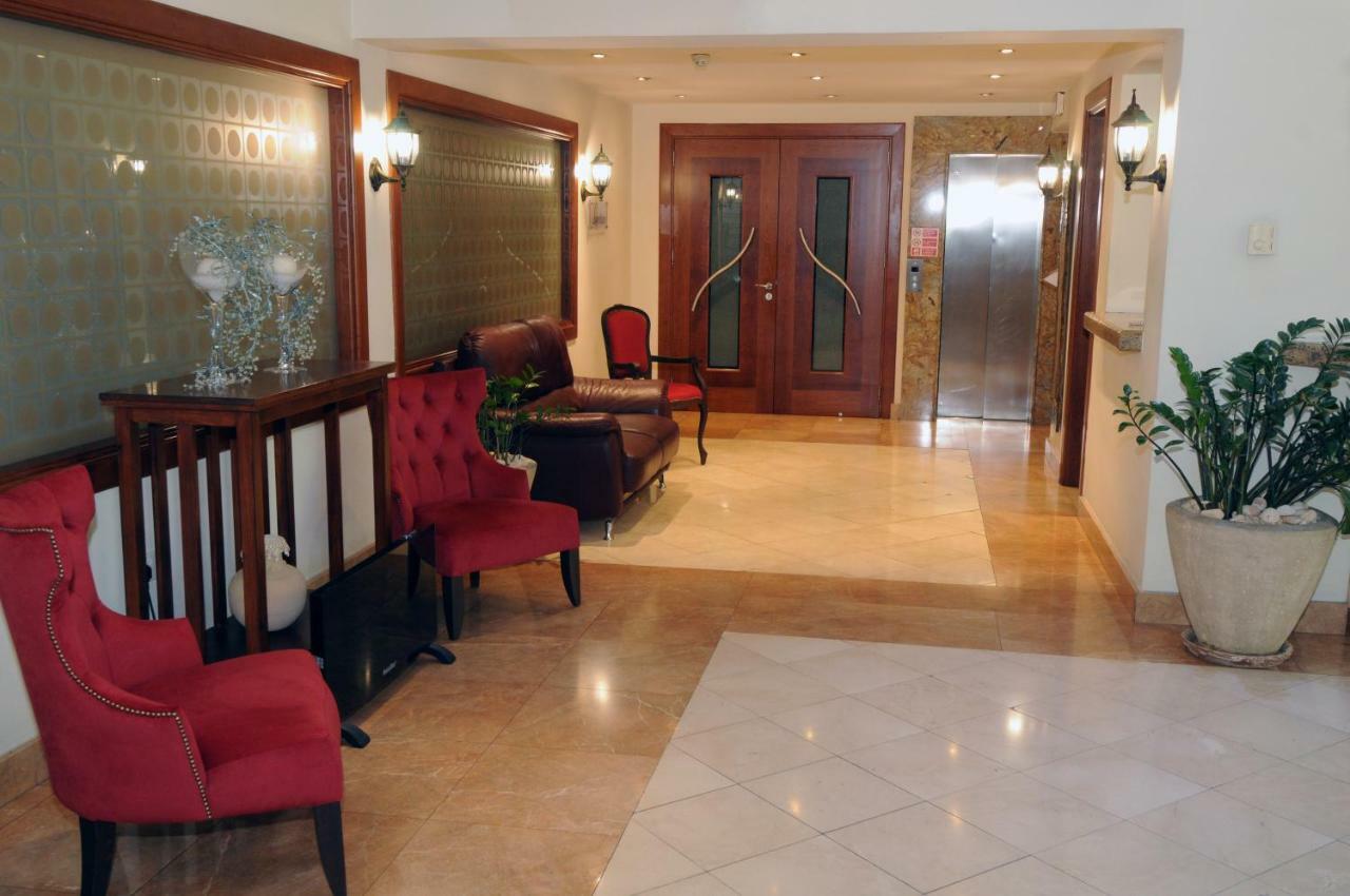 Europa Plaza Hotel ニコシア エクステリア 写真