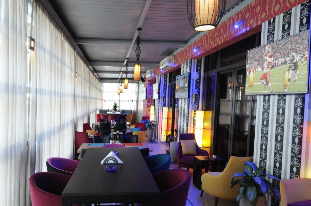 Europa Plaza Hotel ニコシア エクステリア 写真